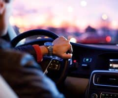 Comment choisir la voiture de vos rêves : les indispensables de nos guides d’achat auto ?